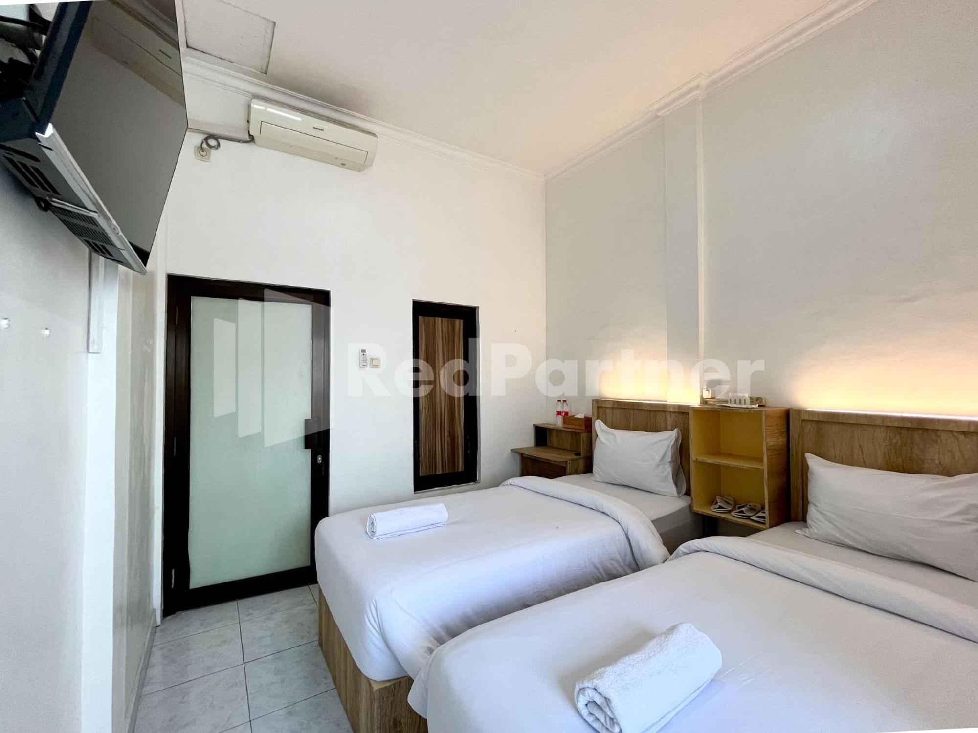 D Palma Near Lokananta Manahan Mitra Reddoorz Solo Exteriér fotografie